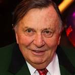 Barry Humphries2
