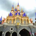 How big is Walt Disney World?2
