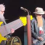What are the ages of the ZZ Top members?4