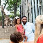 Which zoo is better in Chicago?1