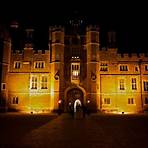 Hampton Court Palace wikipedia2