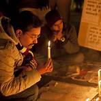 indian participates candle lit vigil mourn death gang photo3