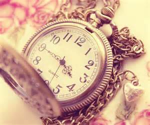 Missing Monments ::. - #Cute #Clock #Vintage #photography